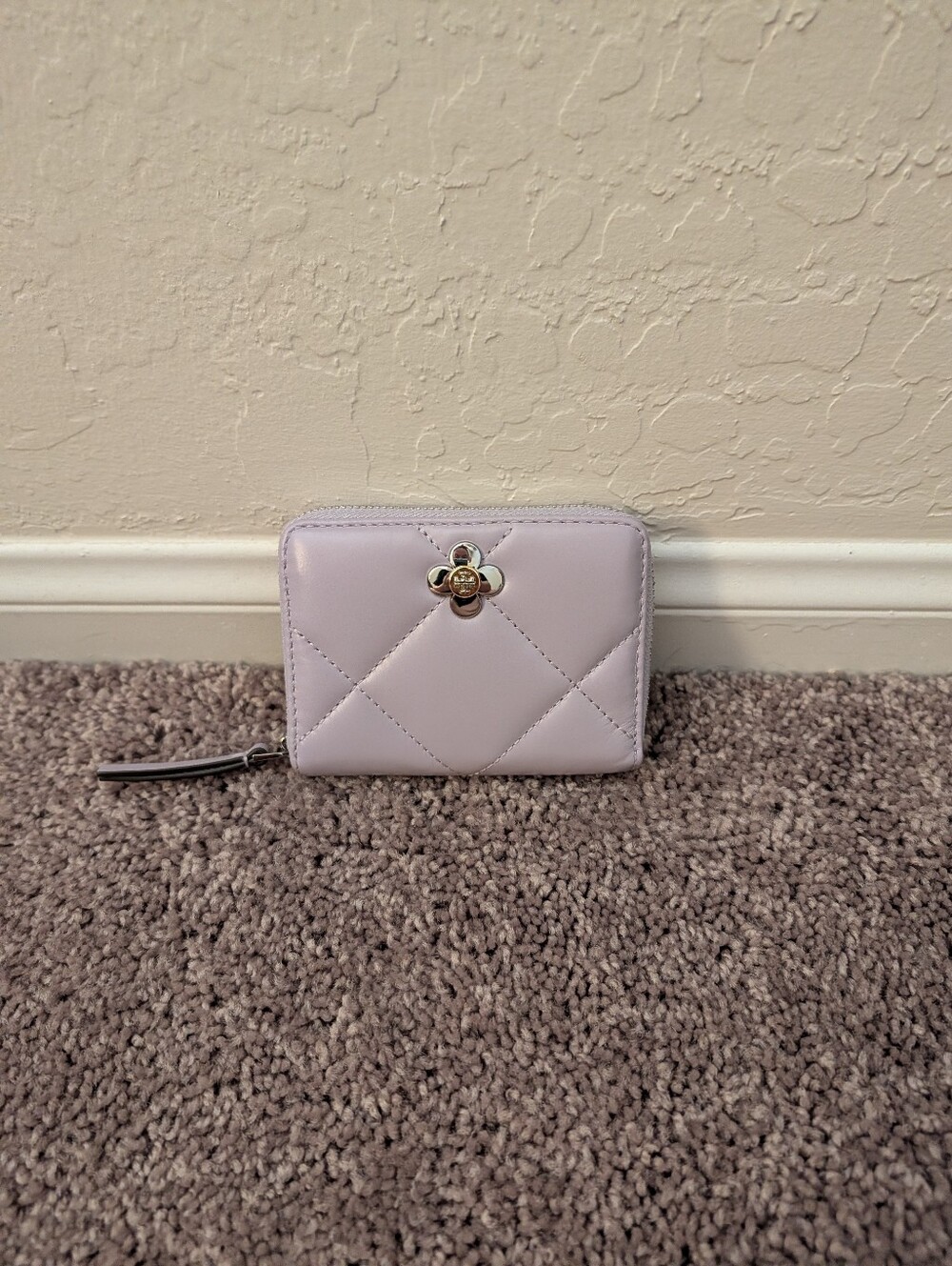 Tory Burch Kira Diamond Quilt Clover Small Wallet